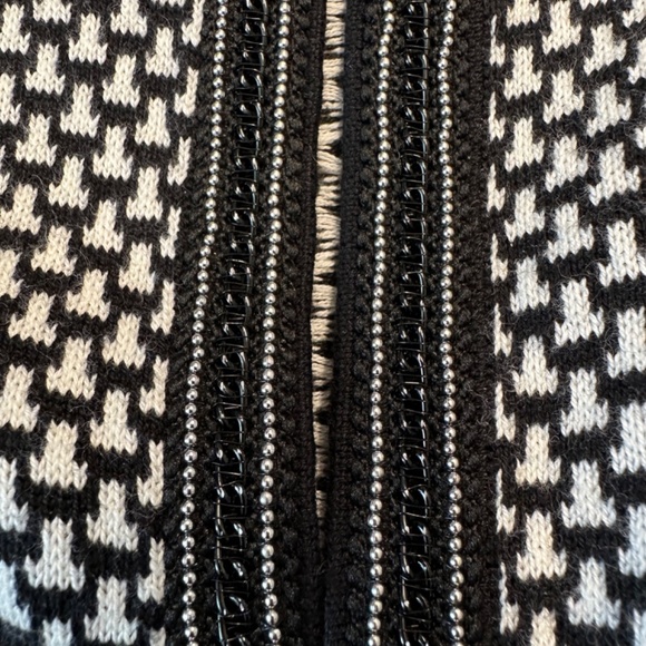 J. McLaughlin black & white cotton blend cardigan. Size M. Great condition! - Picture 3 of 6
